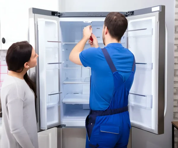 refrigerator-repair-service-2-min-1024x683